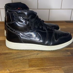 WOMENS AIR JORDAN 1 REBEL XX ‘BLACK PATENT’